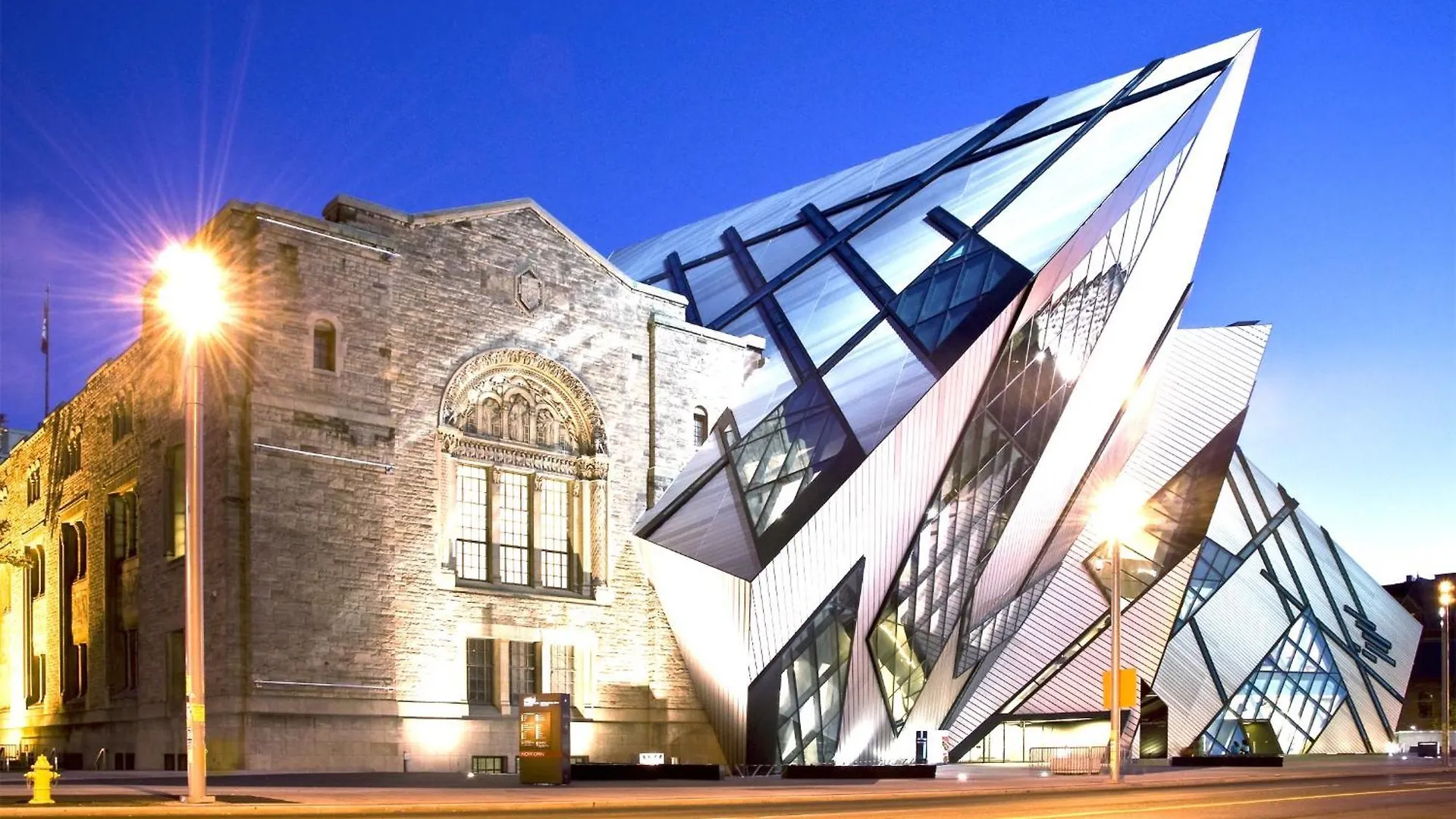 Private Double Room In Downtown Toronto, 15 Mins To Cn Tower, Steps To Subway 0*, Toronto Canada