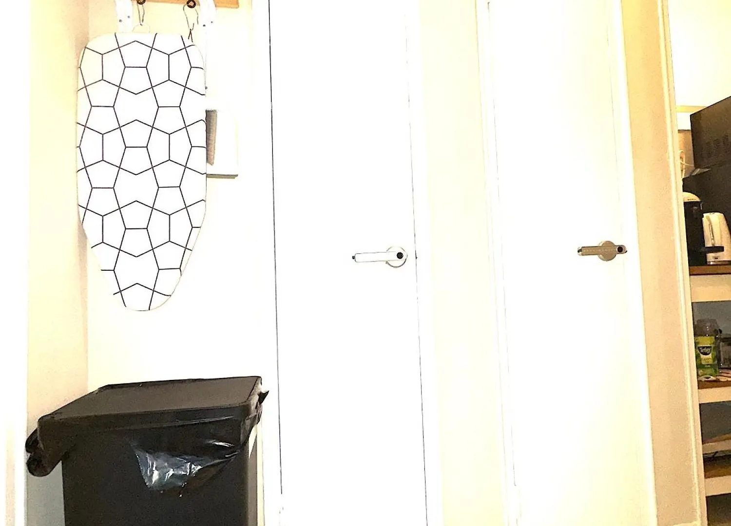 Private Double Room In Downtown Toronto, 15 Mins To Cn Tower, Steps To Subway 0*, Toronto